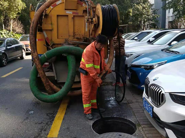 云城排污管道清淤